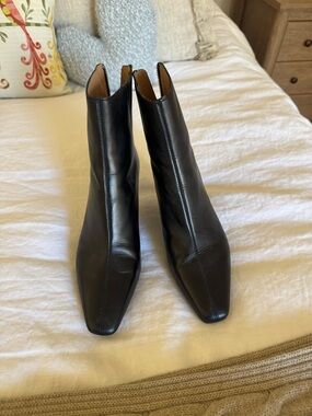 Madewell Black Snip Toe Leather Ankle Kitten Heel Booties